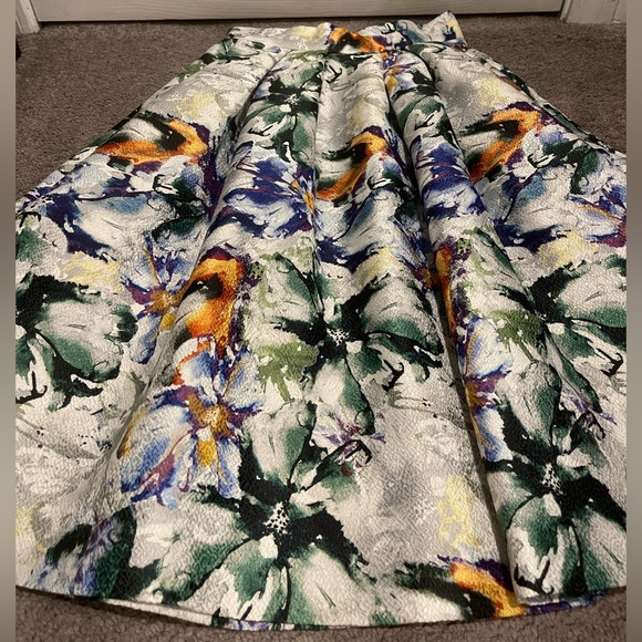 H&M Multicolor Floral Skirt - Picture 8 of 11